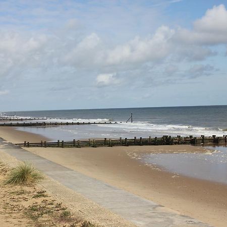 Seaview Cottage Bacton  Exterior photo